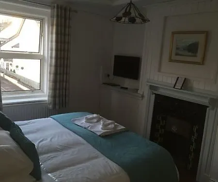 Hall Garth