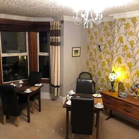 Hall Garth 4*